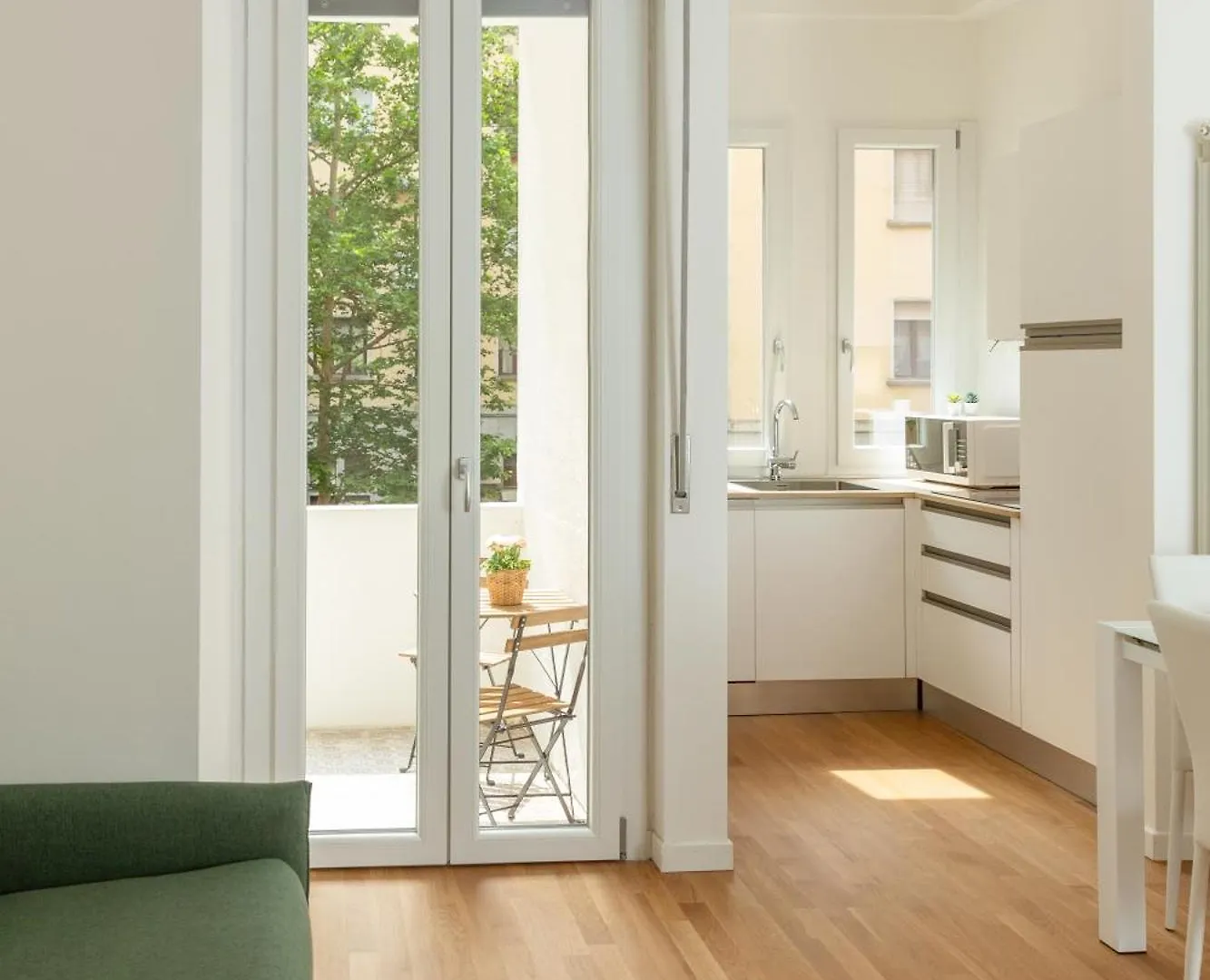 New - Manet - Exclusive Apartment Milan